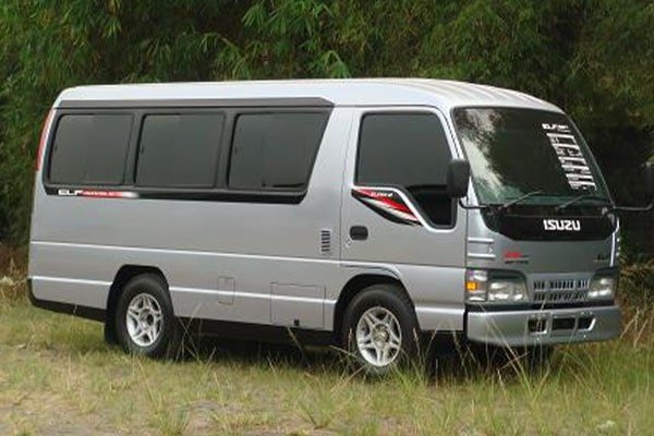 Karoseri Microbus Minibus Isuzu Elf Standard IAMI Isuzu Short Karoseri Jakarta Tangerang