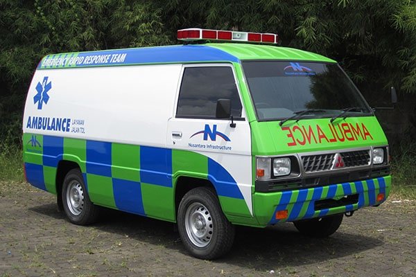 Karoseri Mobil Ambulance Mitsubishi L300 Jasa Marga Standard karoseri.info-min